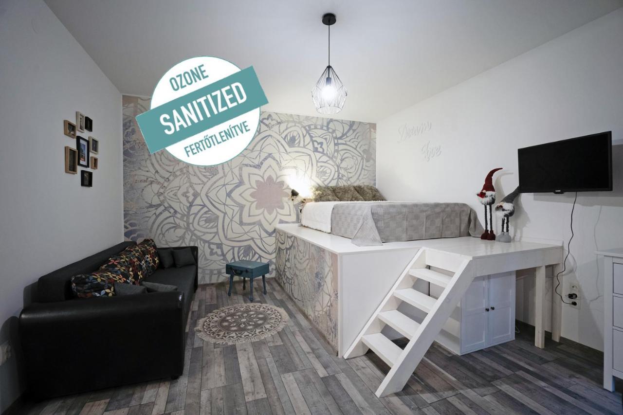 Standard By Hi5 -akacfa 57 Apartment Budapest